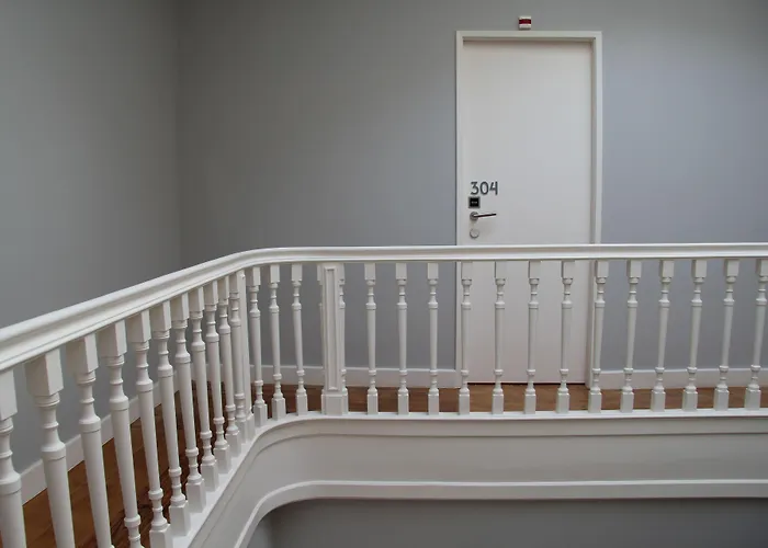 Decanting House Szálloda