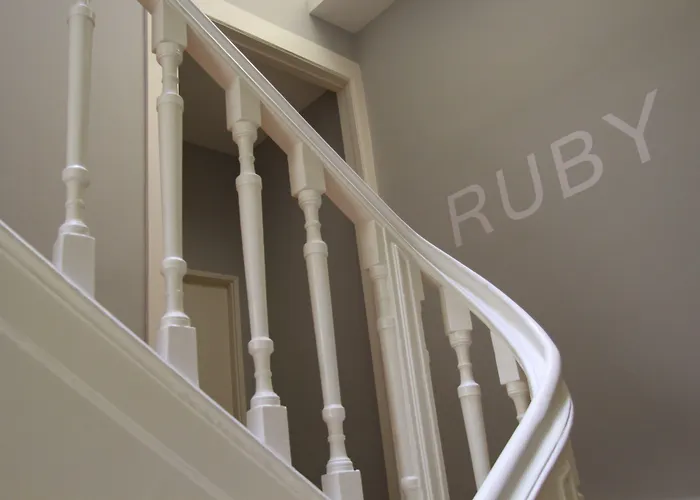 Decanting House Szálloda