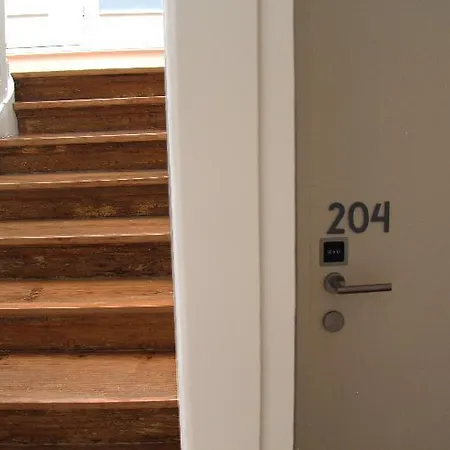 Decanting House Hotel