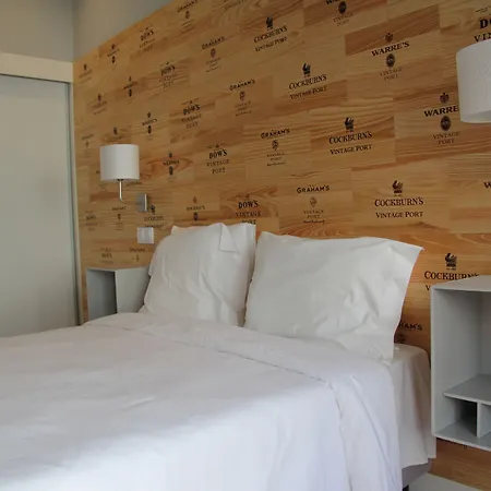 Decanting House Hotel 2*