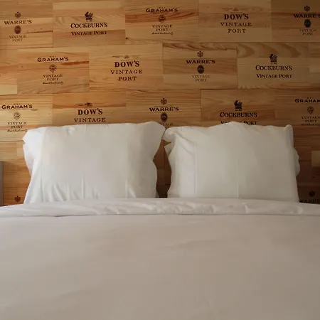 Decanting House 2* Oporto