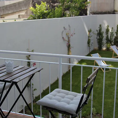 Decanting House Hotel