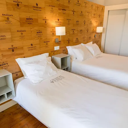 Decanting House Porto