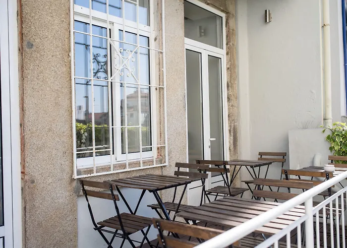 디칸팅 포르토 하우스 2* 포르투