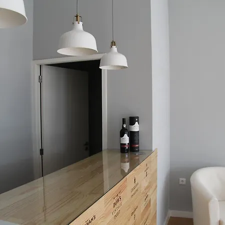 Hotel Decanting House 2*