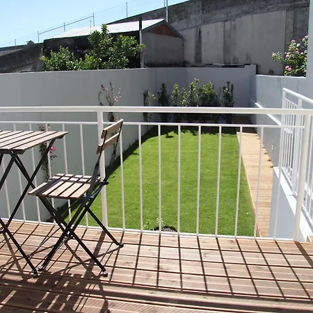 Decanting House 2* Porto