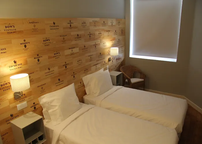 迪坎汀波尔图酒店